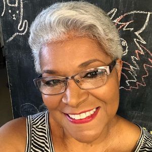 Meet your Posher, Jeanette